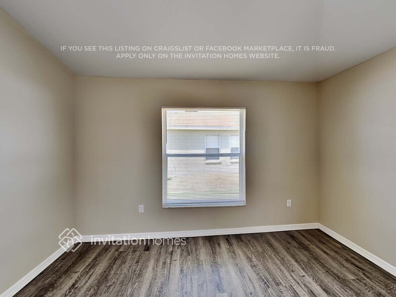 Building Photo - 8657 Pebblebrooke Way