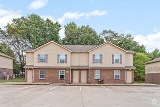 Building Photo - 624 Appleton Dr