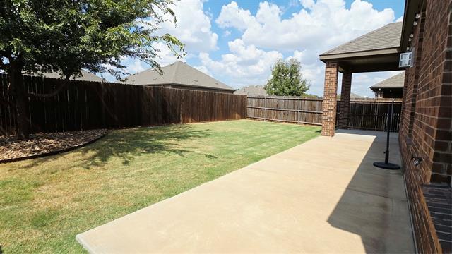 Building Photo - 2932 Log Cabin Dr