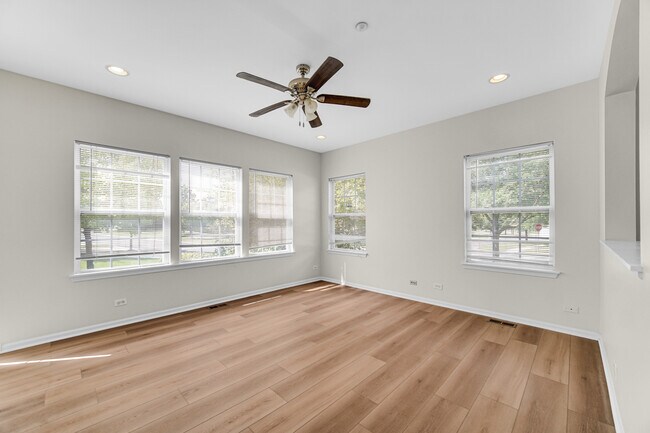 Building Photo - 1775 Kelberg Ave