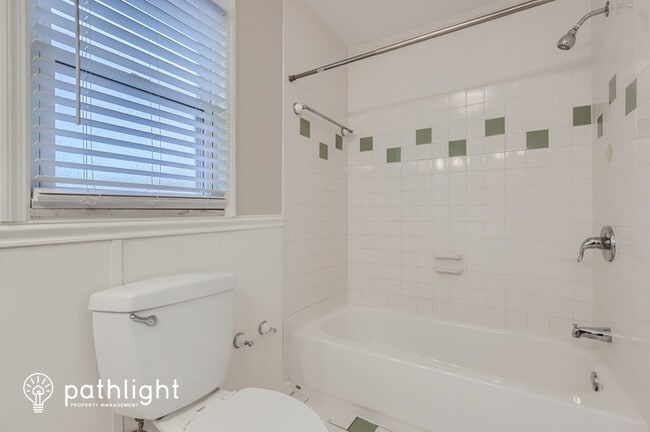 Building Photo - 6708 Ralston Beach Cir