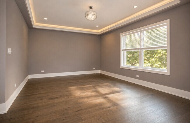 Building Photo - 4318 S Drexel Blvd