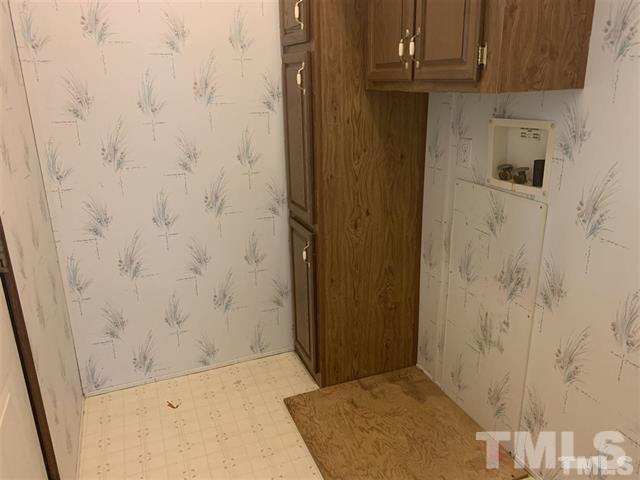 Building Photo - 139 Green Dr