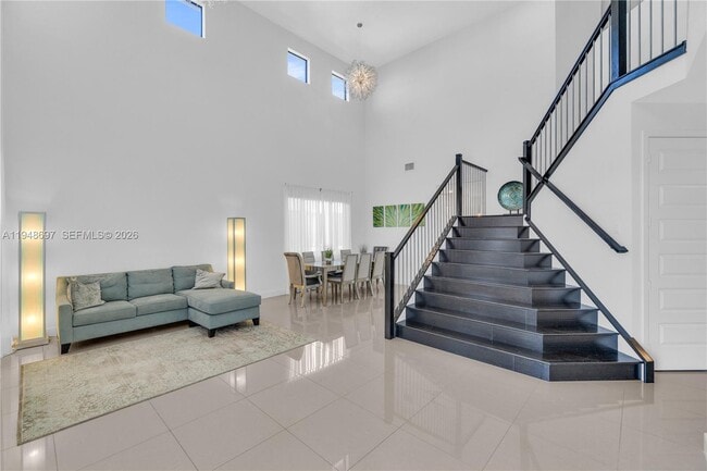 Building Photo - 10890 Shore St