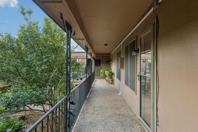 Building Photo - 7801 Shoal Creek Blvd