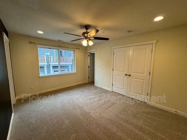 Building Photo - 2537 Filbert Ave