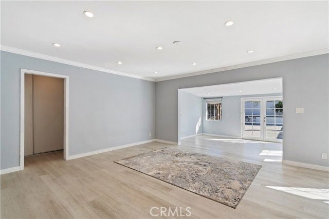 Building Photo - 11108 Leolang Ave