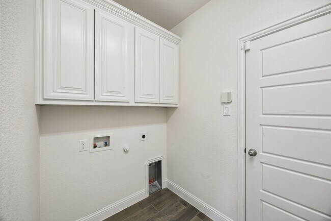 Building Photo - 15920 Gladewater Terrace
