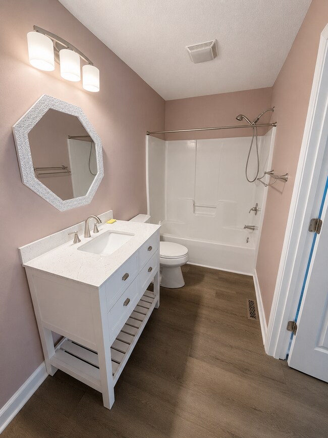 Building Photo - One-Level End Unit Townhome Near Downtown Gibsonville
