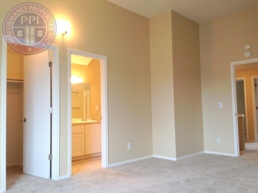 Building Photo - Tigard, Morning Hill - Summer Lake Neighborhood / Recently Updated, Pet Friendly