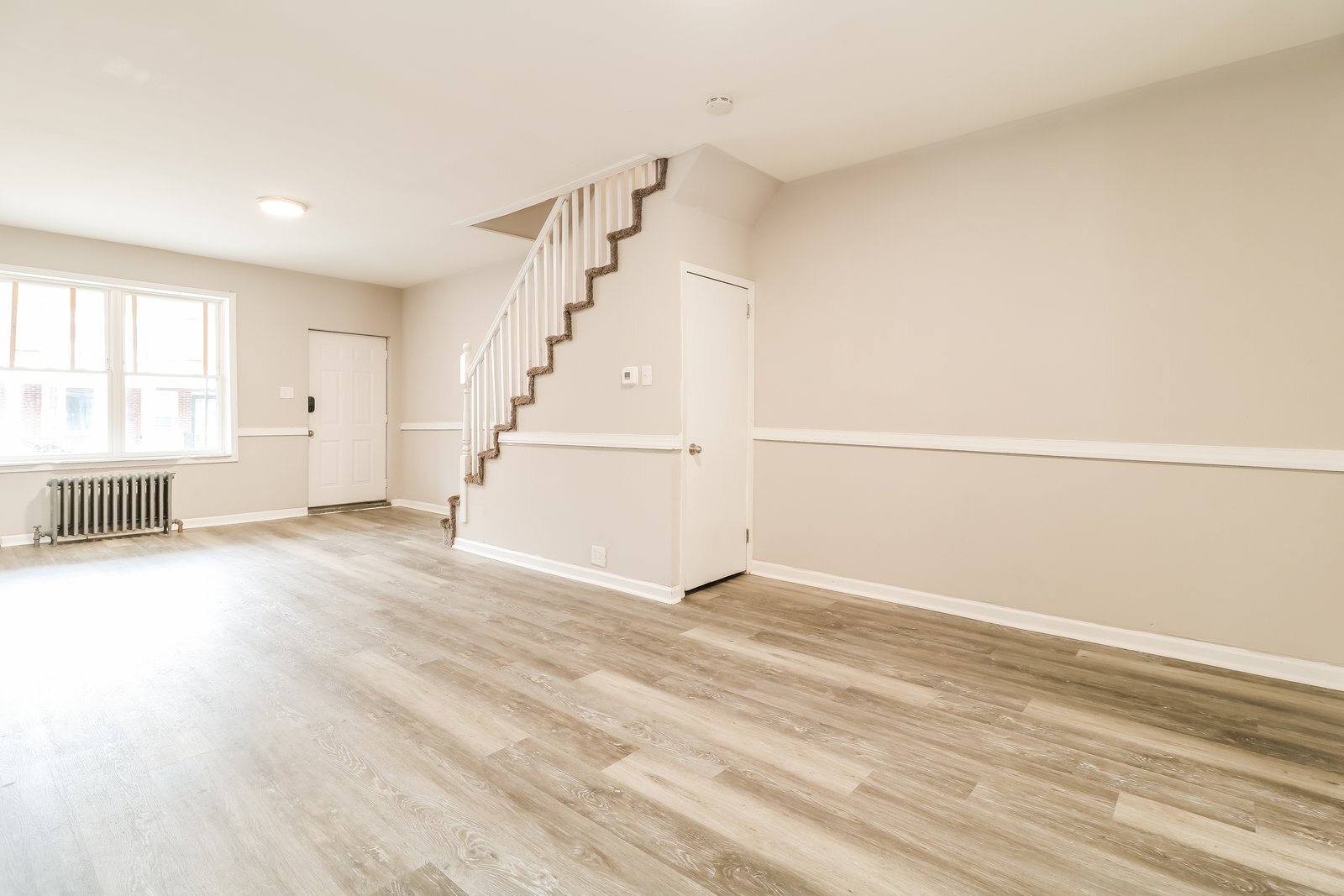 Building Photo - 6139 Algard St