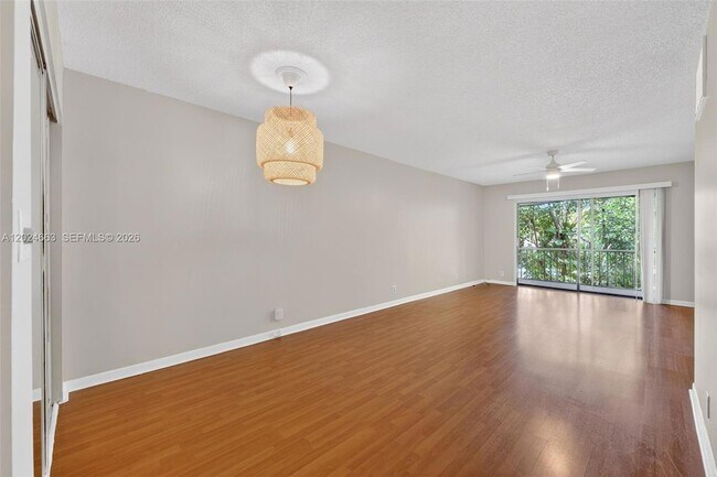 Building Photo - 3119 Oakland Shores Dr