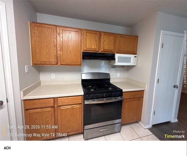 Building Photo - 232 Buttercup Way