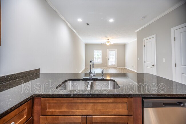 Building Photo - 211 Adderman Dr