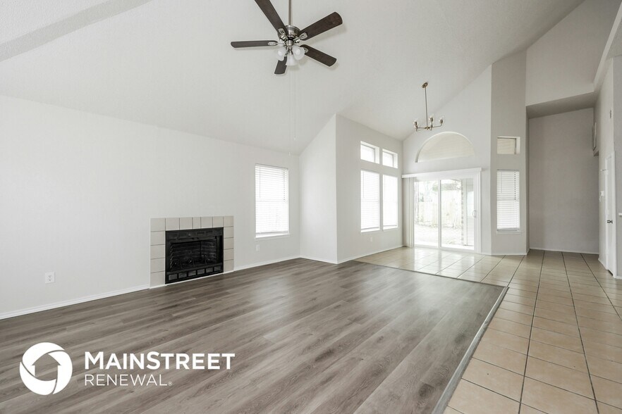 Building Photo - 910 Ragland Dr