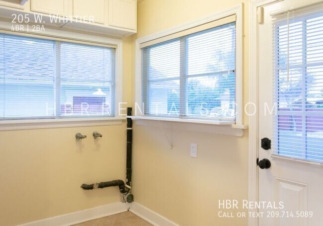 Building Photo - 205 W. Whittier-