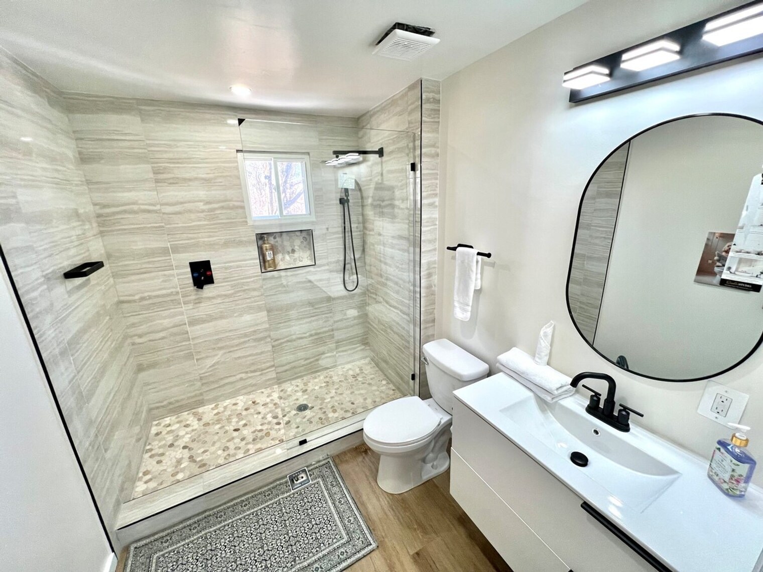 Building Photo - 6112 Modupeola Way