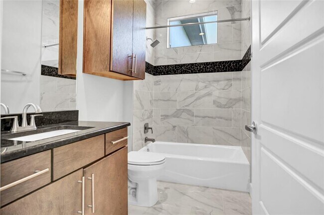 Building Photo - 3504 Clawson Rd