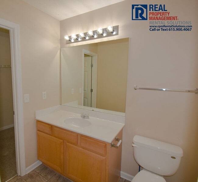 Building Photo - Adorable End Unit 2 bd Townhome with lawnc...