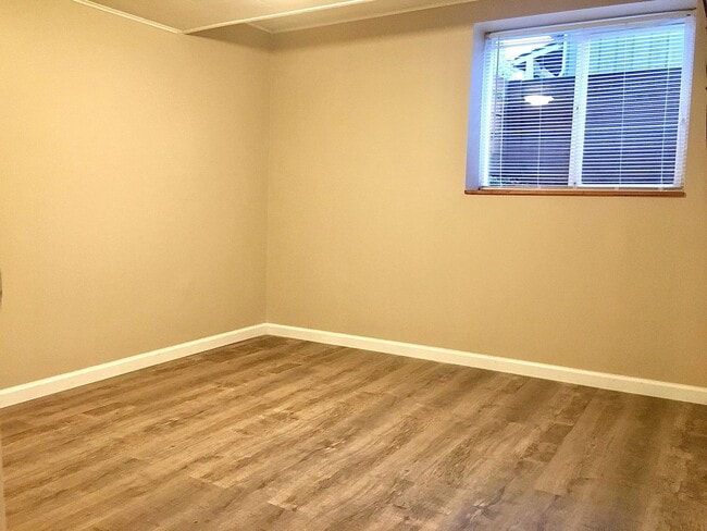 Building Photo - Wilkes Neighborhood Classic Ranch on Huge Lot with Nicely Finished Basement