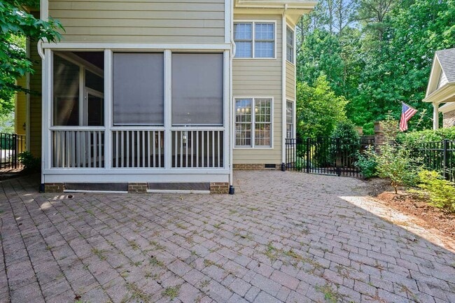 Building Photo - Custom Home in Fantastic Neighborhood!