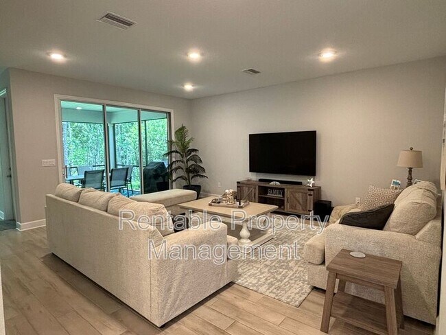 Building Photo - 387 Union Hill Dr