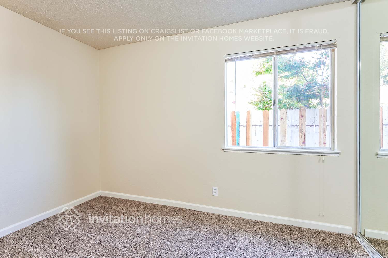 Building Photo - 341 Amber Ave