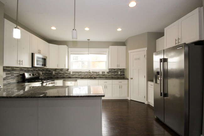 Building Photo - 2700 Dorman Ave