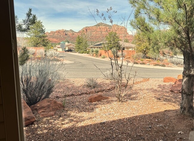 Building Photo - HOUSE - RED ROCK VIEWS