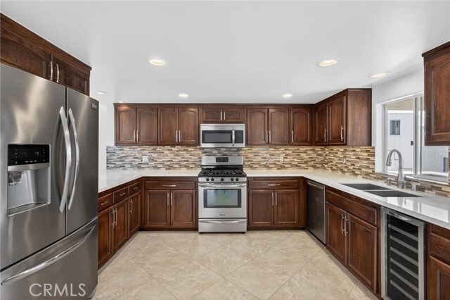 Building Photo - 849 Loma Dr