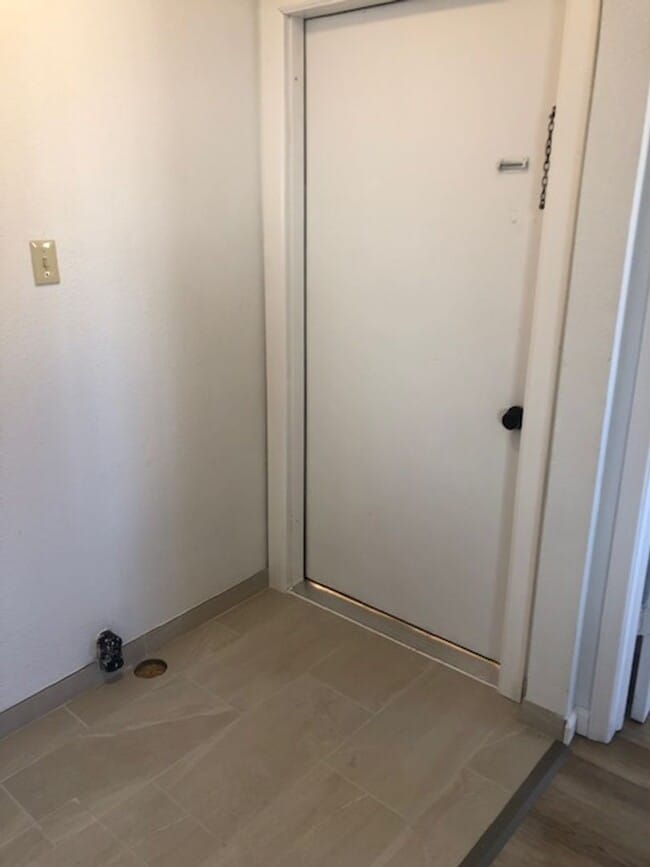 Building Photo - 1507 Indiana Ave