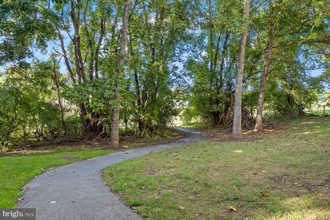 Building Photo - 7022 Dasher Farm Ct