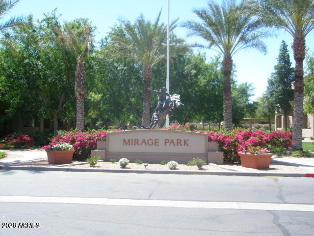 Building Photo - 1351 N Pleasant Dr