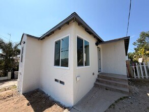 Building Photo - Fully Renovated 2BD/1BA Apartment in San Diego – Parking Included – $2,500/mo