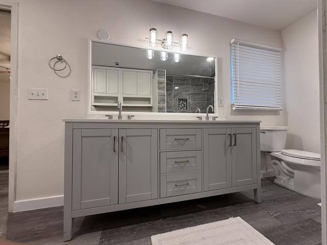 Building Photo - 2701 Aileen Blvd