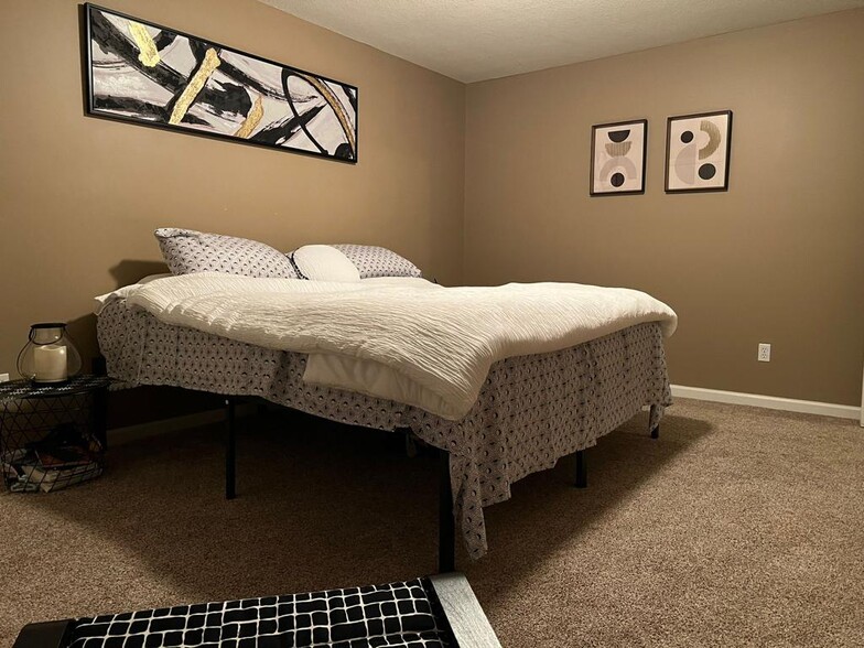 Bedroom -1 - 510 Beechwood Ct