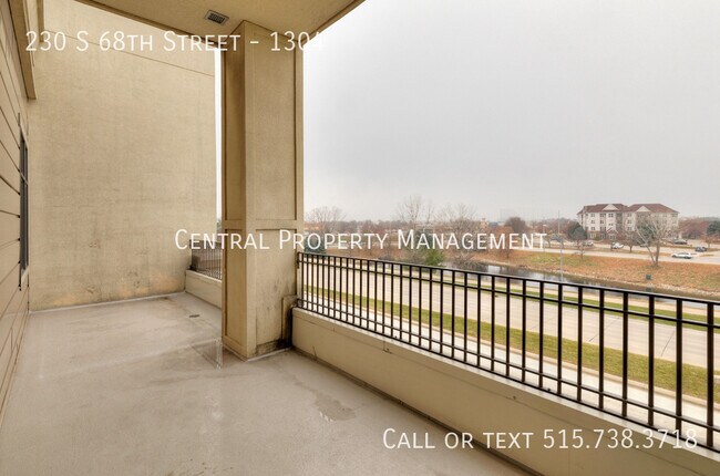 Building Photo - 230 S 68th St