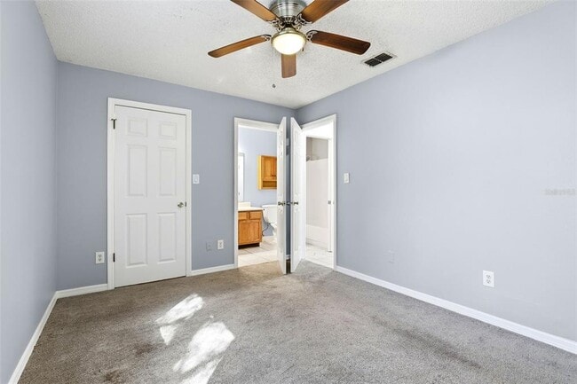 Building Photo - 1972 Bonneville Dr