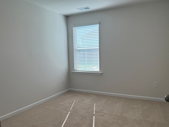 Building Photo - NEW BUILT TH In Sanford NC, Available NOW!