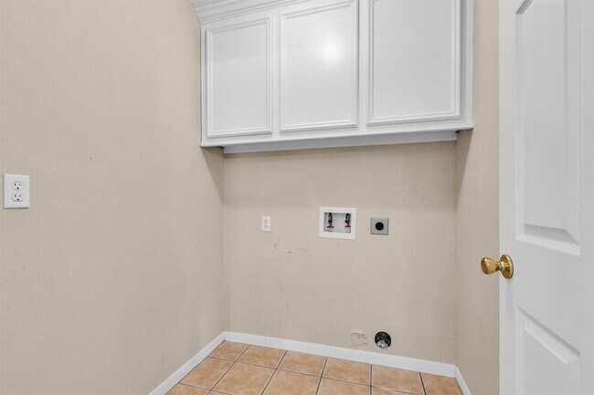 Building Photo - 14699 McCaleb Rd