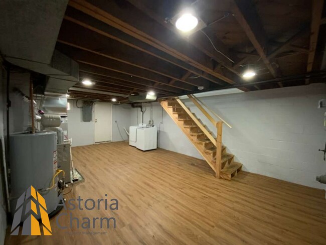 Building Photo - 2 Bedroom Home with Finished Basement Near St. Agnes Hospital