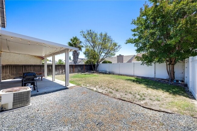 Building Photo - 31557 Calle Los Padres