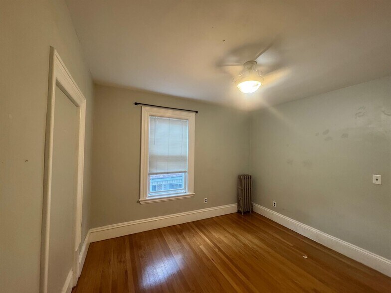 Building Photo - 106 Highland Ave