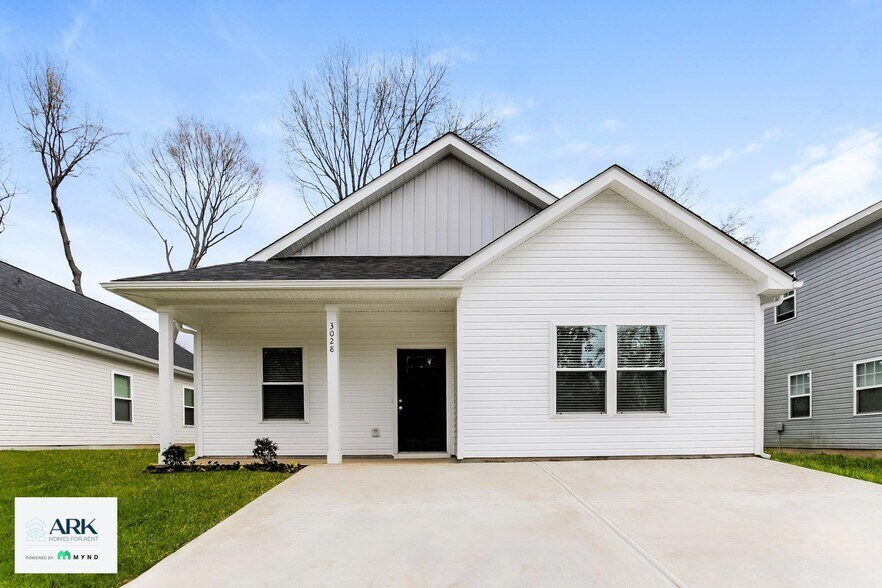 Building Photo - 2626 Hemphill St