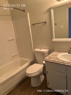 Building Photo - 13 24th St SW