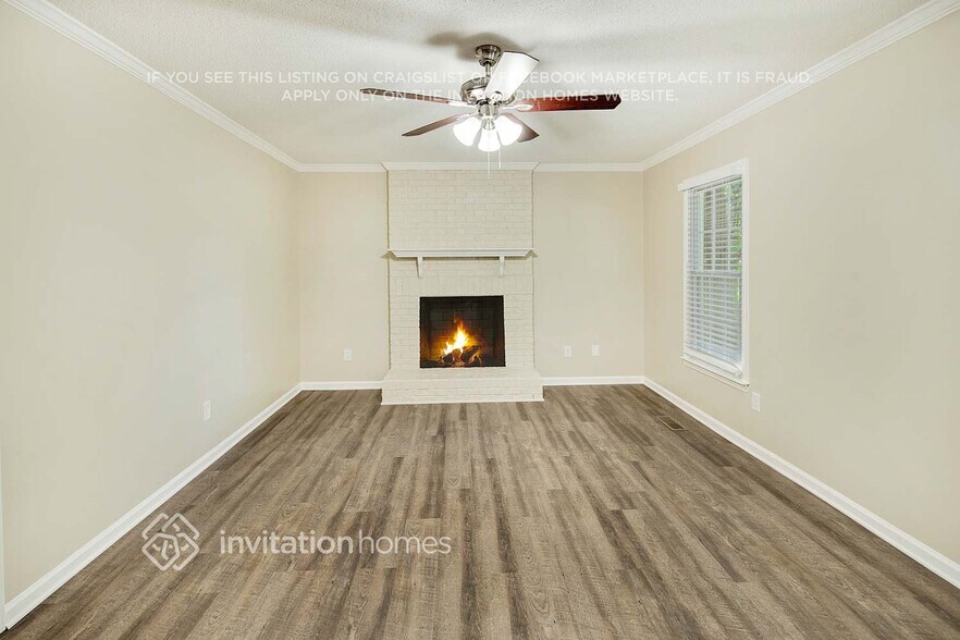 Building Photo - 5806 Katrine Ct