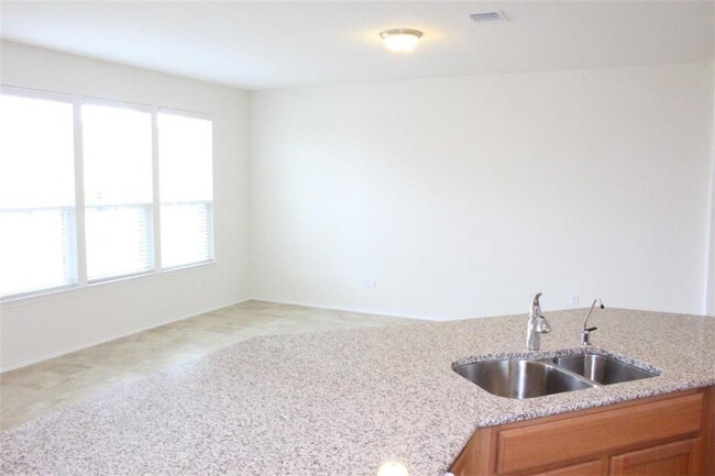 Building Photo - 1708 Uhland Dr