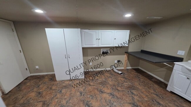 Building Photo - BEAUTIFUL 5 BED 3 BATH HOME FOR RENT