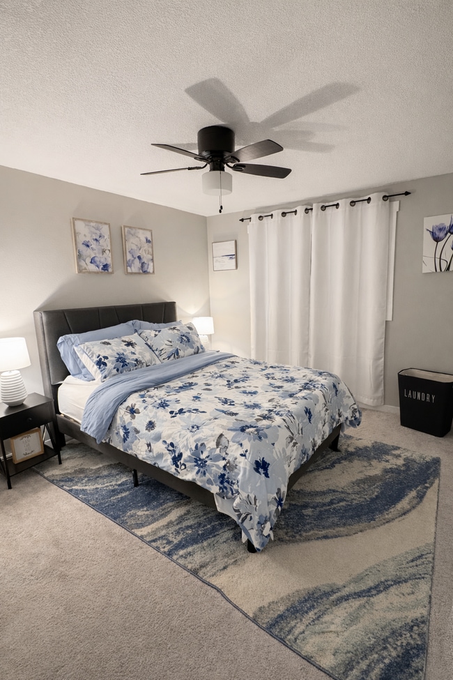 Building Photo - 19315 SW Oak St