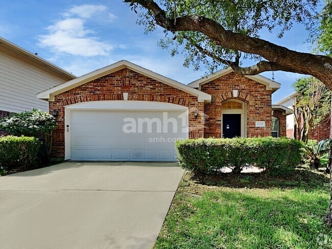 Building Photo - 15639 Barber Grove Ln